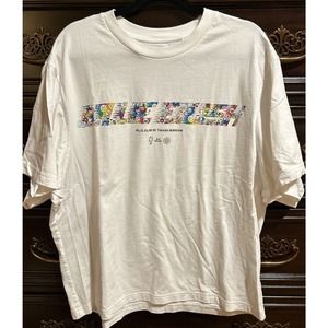 Billie Eilish x takashi murakami uniqlo t shirt